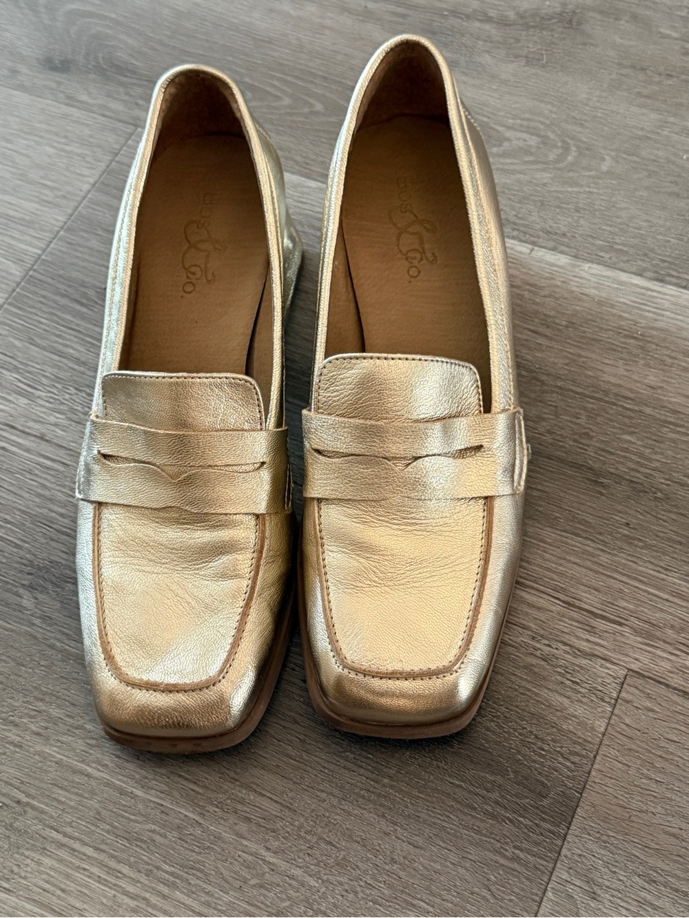 Bos. & Co. Ama Penny Loafer Pump in Champagne